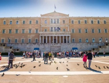 Κάλεσμα για τη συγκέντρωση της Κίνησης Πολιτών Διέξοδος Ελλάς έξω από τη Βουλή